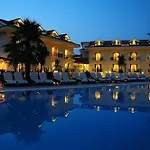 Deluxe 4*