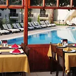 Deluxe Hotel