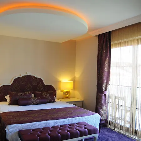 Otel Deluxe 4*