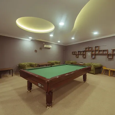 Deluxe Otel 4*