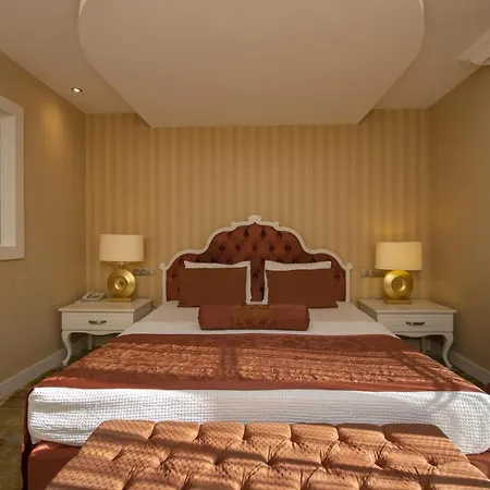 Deluxe Szálloda