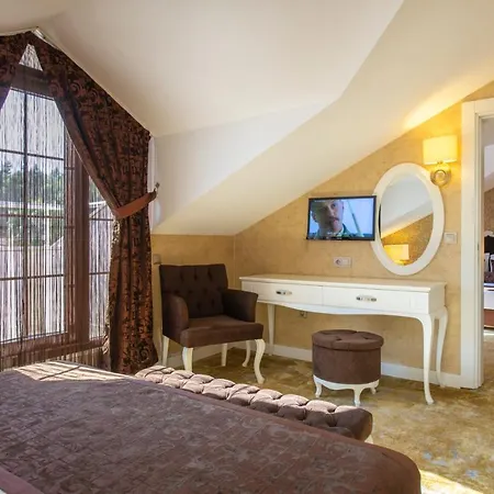 Szálloda Deluxe 4*