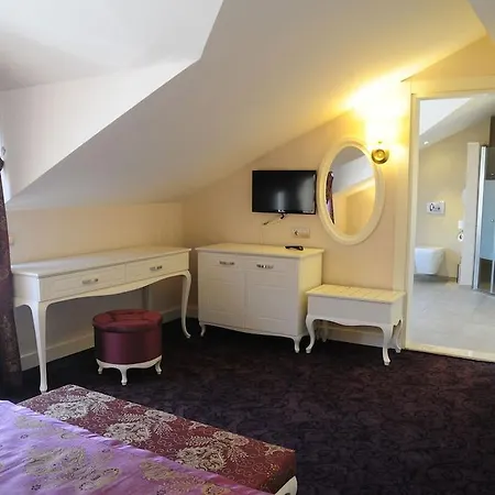 Szálloda Deluxe 4*